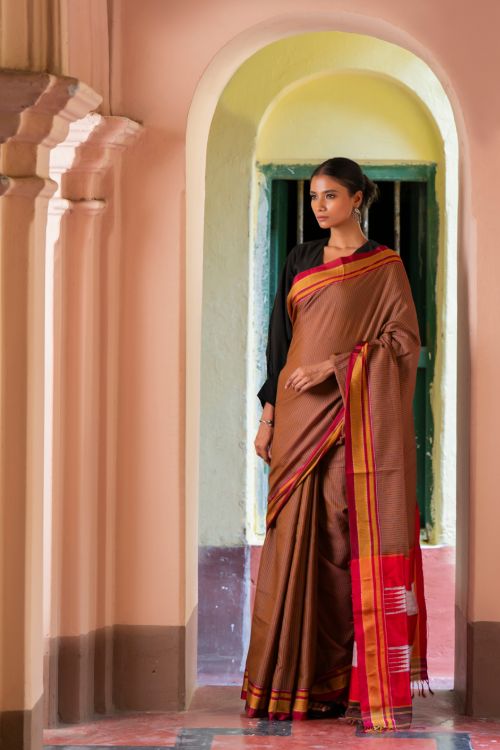TICH Deccan Elegance. Maharashtrian Small Checks Lugadi Saree - Rangamaati