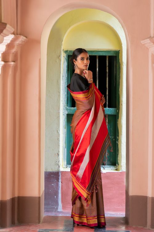TICH Deccan Elegance. Maharashtrian Small Checks Lugadi Saree - Rangamaati