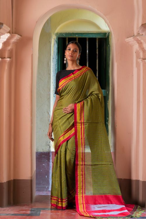 TICH Deccan Elegance. Maharashtrian Small Checks Lugadi Saree - HaldiPatta