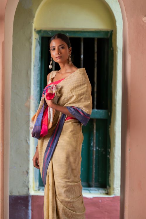 TICH Ethnic Elegance. Handwoven Pateda Aanchu Saree - ThenMazhai