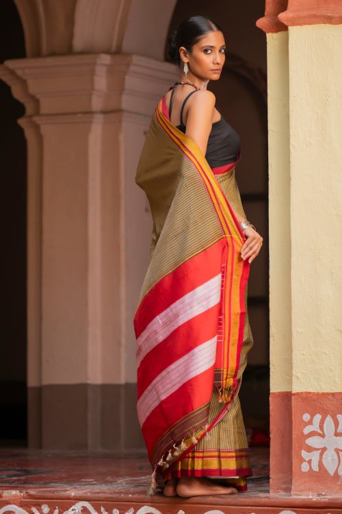 TICH Deccan Elegance. Maharashtrian Small Checks Lugadi Saree - Kesar Katha