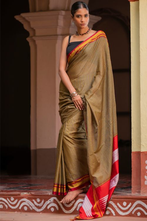 TICH Deccan Elegance. Maharashtrian Small Checks Lugadi Saree - Kesar Katha