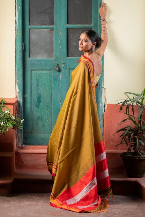TICH Deccan Elegance. Maharashtrian Small Checks Lugadi Saree - Suvarna