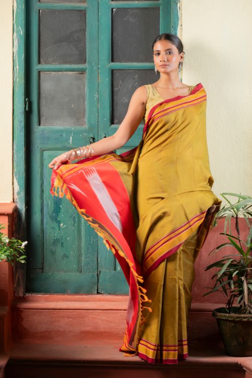 TICH Deccan Elegance. Maharashtrian Small Checks Lugadi Saree - Suvarna