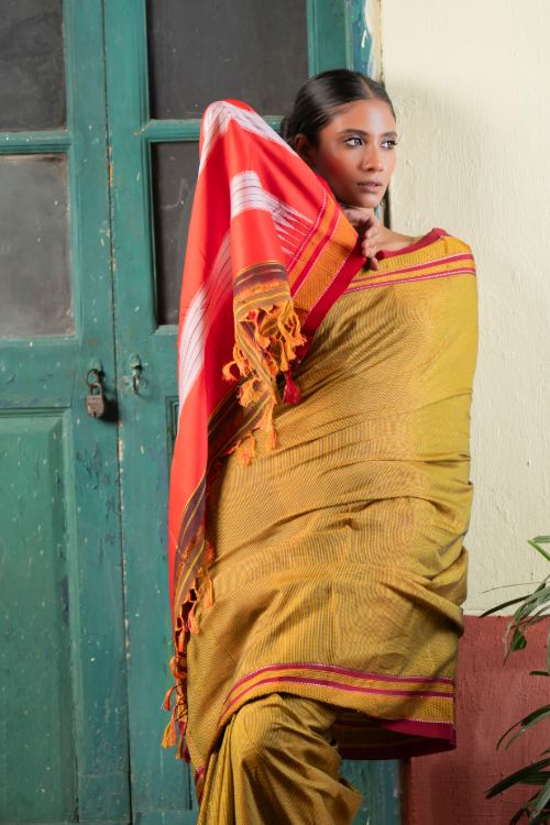 TICH Deccan Elegance. Maharashtrian Small Checks Lugadi Saree - Suvarna