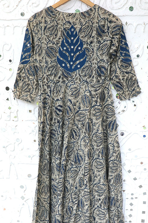 Okhai 'Sample Hundred and Ninety Three'