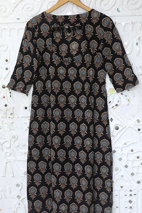 Okhai 'Sample Hundred and Ninety Nine'