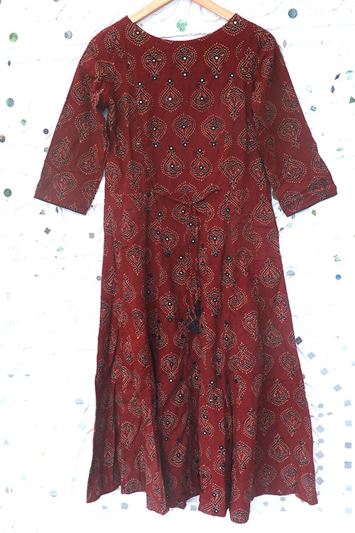 Okhai 'Sample Two Hundred '