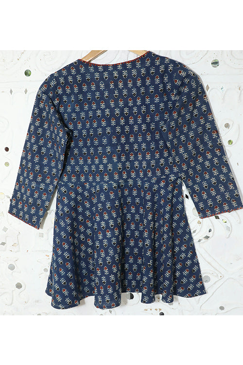 Okhai 'Sample Two Hundred and Twenty Five