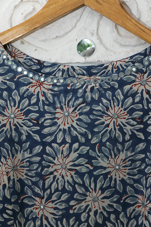 Okhai 'Sample Two Hundred and Thirty One