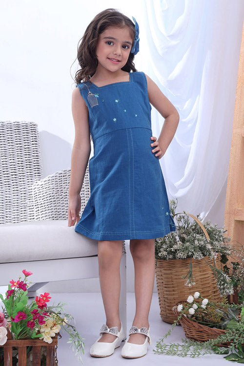 Soleilclo "Bird Cage" Sleeveless Hand Embroidered Linen A-Line Dress