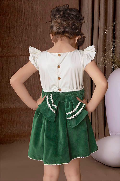 Soleilclo "Emerald Elegance" Flutter Sleeves Hand Embroidered Velvet Dress