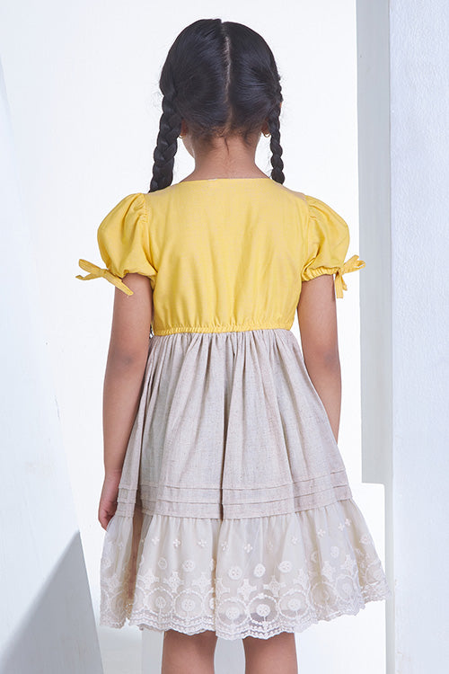 Soleilclo "Golden Daisy Dazzle" Puff Sleeves Flower Applique Cotton Dress