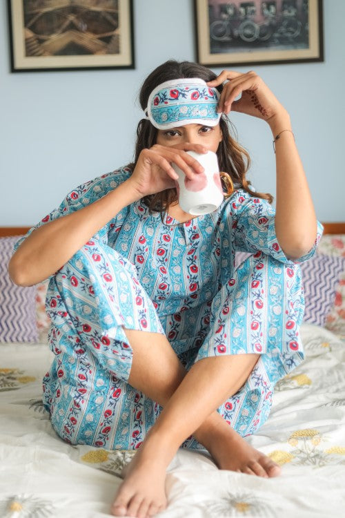 Sootisyahi 'Daisy Day' Handblock Printed Pure Cotton Night Suit