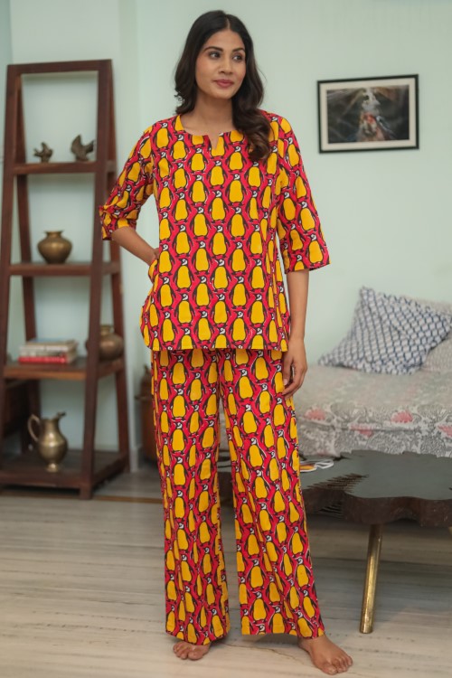 Sootisyahi 'Penguin Fiesta' Handblock Printed Pure Cotton Night Suit