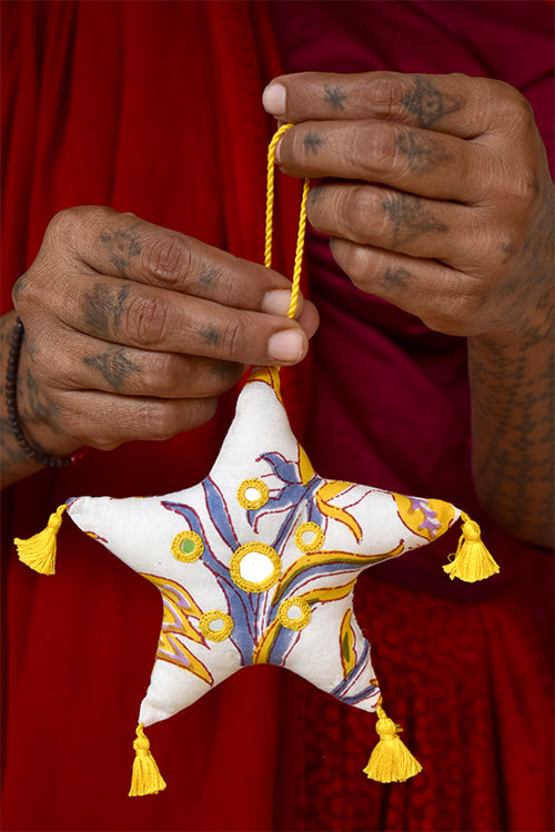 Okhai 'Grace' Hand Block Printed Christmas Ornament