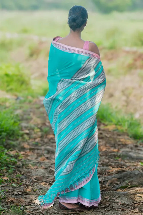 THE ICH Bengal Weaves. Handwoven Soft Cotton Saree - Lagoon Bloom