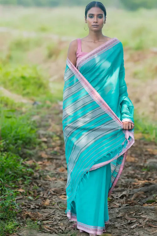 THE ICH Bengal Weaves. Handwoven Soft Cotton Saree - Lagoon Bloom