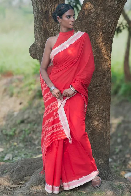THE ICH Bengal Weaves. Handwoven Soft Cotton Saree - Crimson Glow