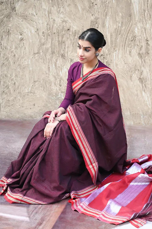 Deccan Elegance. Cotton Blend Self Striped Ilkal Lugdi Saree - Jaswanti