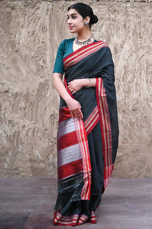 Deccan Elegance. Cotton Blend Self Striped Ilkal Lugdi Saree - Karigari Nargund