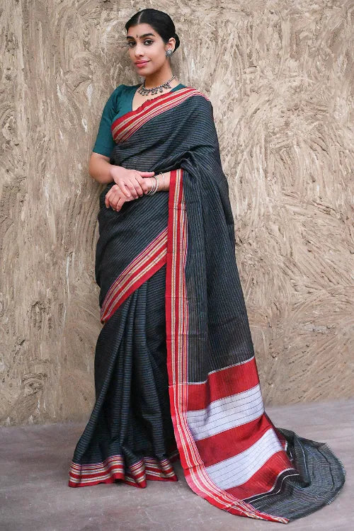 Deccan Elegance. Cotton Blend Self Striped Ilkal Lugdi Saree - Karigari Nargund