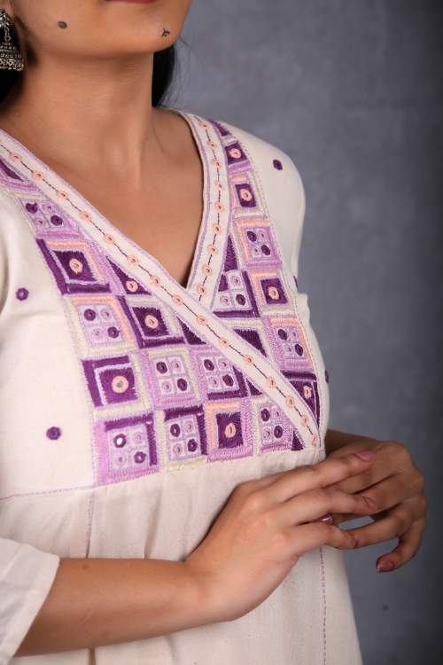 Urmul Desert Crafts- "Nayan Kurta" Angrakha Handloom Kurta