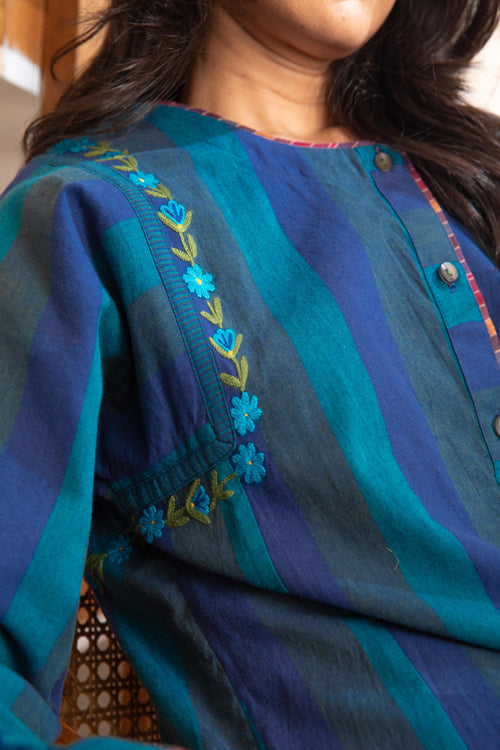 Rangsutra Haveli Crewel Blue Kimono Sleeve Kurta