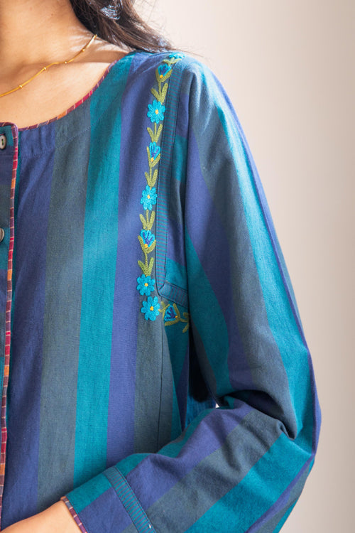 Rangsutra Haveli Crewel Blue Kimono Sleeve Kurta