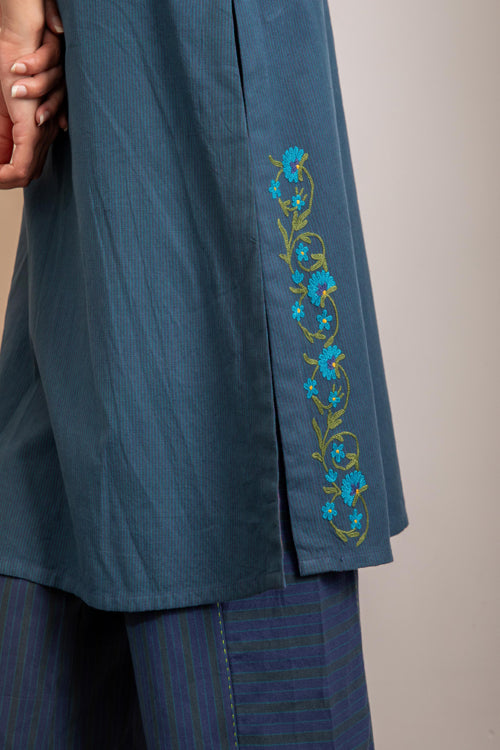Rangsutra Haveli Crewel Blue Kurta