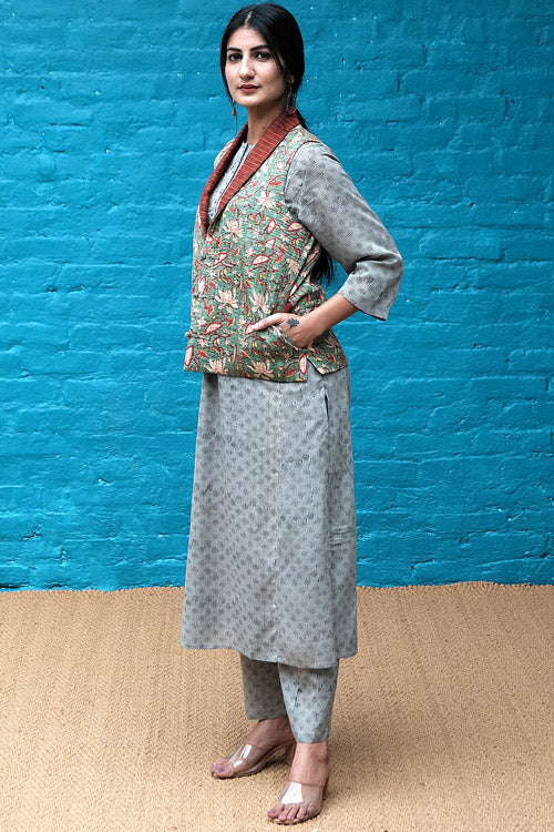 Dharan "Green Sleeveless Side Yoke Quilted Jacket" Rusty-Green Block Printed Reversible Jacket