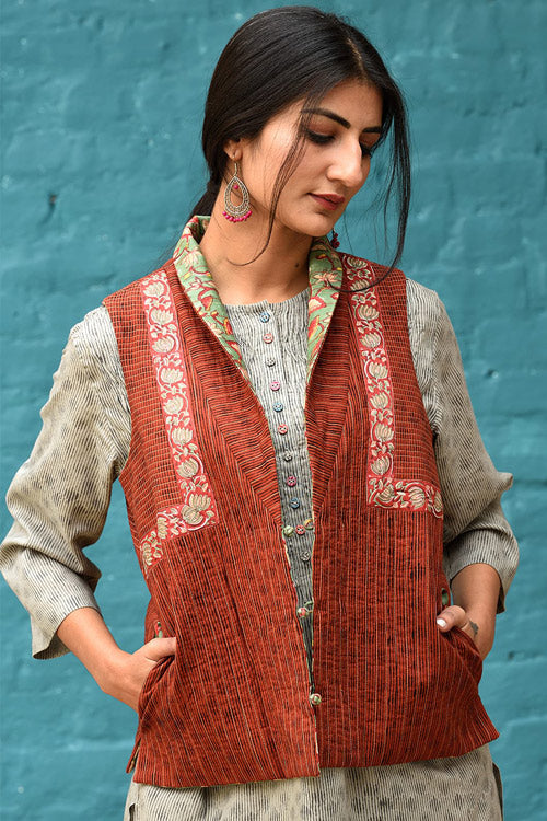 Dharan Rusty Green Side Yoke Quilted Reversible Jacket For Women Online