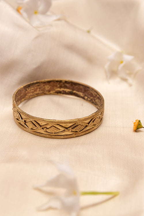 Okhai Handmade Stripe Brass Bangles Online