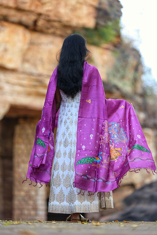 Diorama Designs Munga Silk Pattachitra Handpainted Dupatta