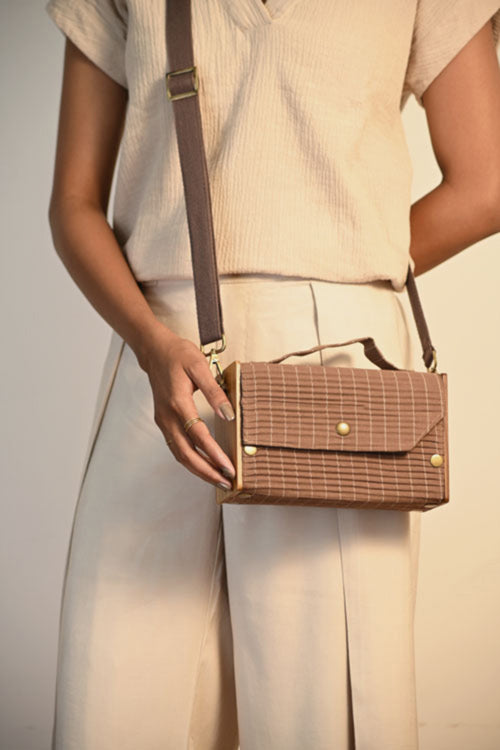 Lukka Chuppi Meadow Lark Box Clutch