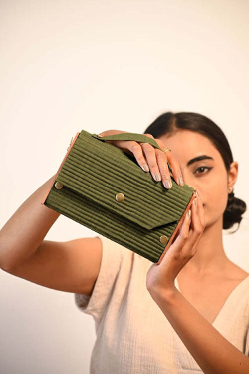 Lukka Chuppi Summer River Box Clutch -Changeable Sleeve Set