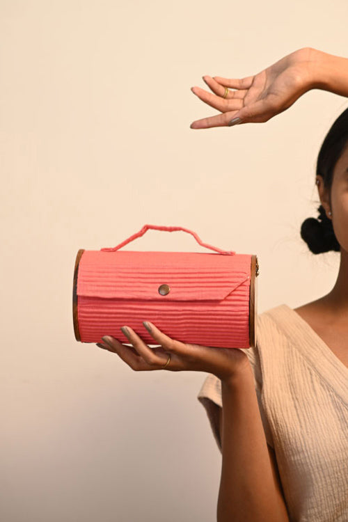 Lukka Chuppi Wild Peach Round Clutch