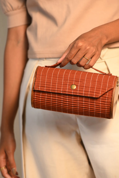 Lukka Chuppi Earthen Hue Round Clutch -Changeable Sleeve Set