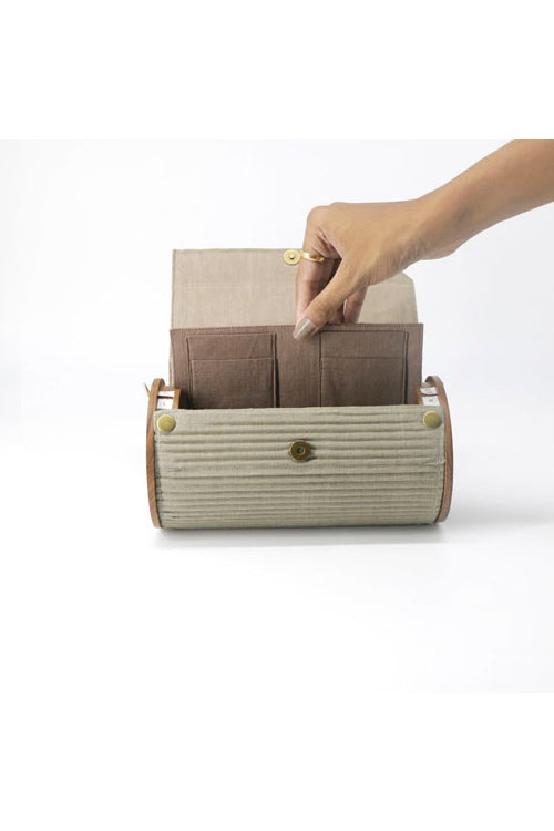 Lukka Chuppi Earthen Hue Round Clutch -Changeable Sleeve Set