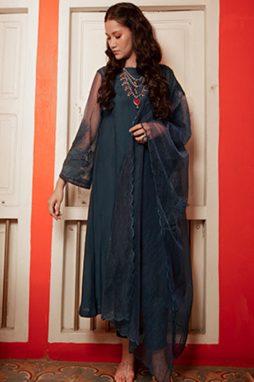 Chambray & Co. Roohani Kurta Set