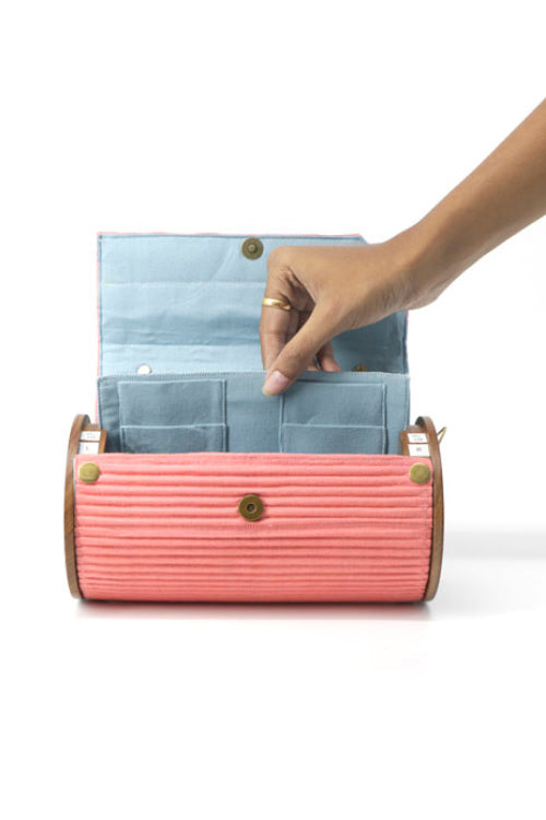 Lukka Chuppi Wild Peach Round Clutch