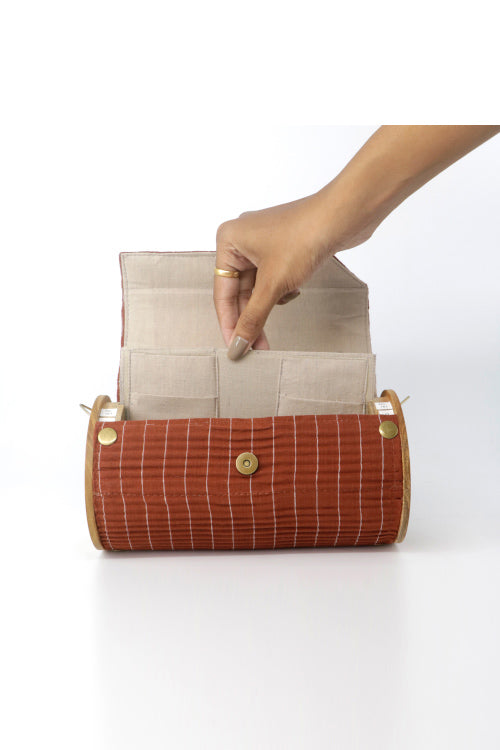 Lukka Chuppi Earthen Hue Round Clutch -Changeable Sleeve Set