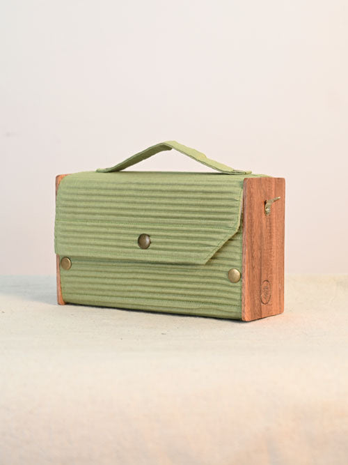 Lukka Chuppi Alpine Green Box Clutch