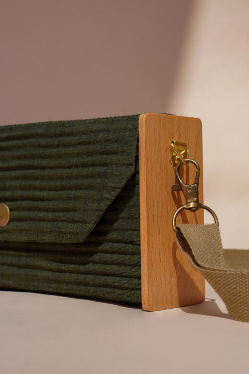 Lukka Chuppi Mini Clutch (Solid Olive)