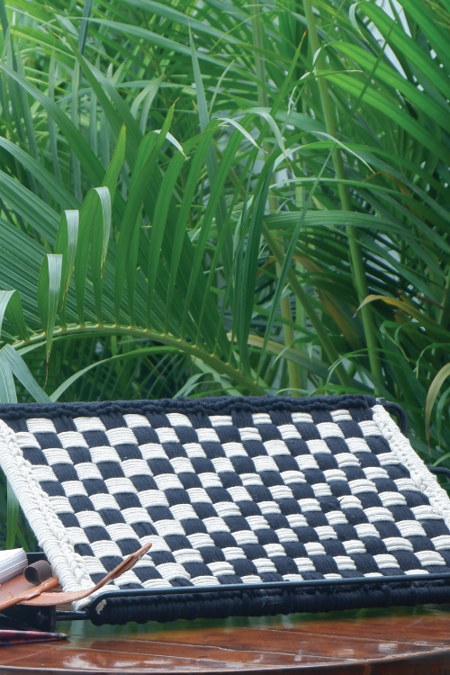 Sirohi Ibis Cotton Laptop Table