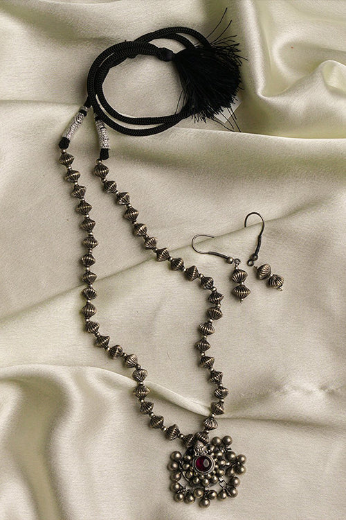 TICH Pure Silver Traditional Maharashtrian Neckpiece - Javmani Saaz