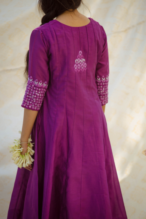 Urmul'Kalki' Sitara'  Kurti.(2Pc Kurta And Pant  )