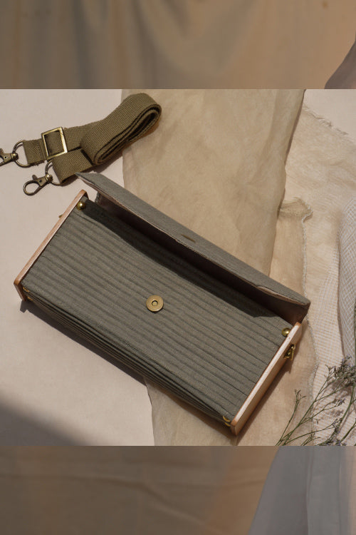 Lukka Chuppi Mini Clutch (Solid Khaki)