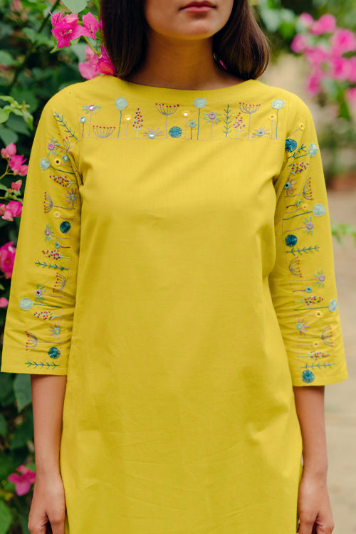 Okhai 'Abundance' Embroidered Cotton Kurta