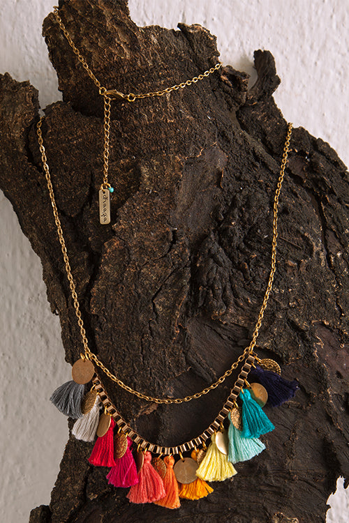 Dhaaga Colour Splash Box Chain Necklace